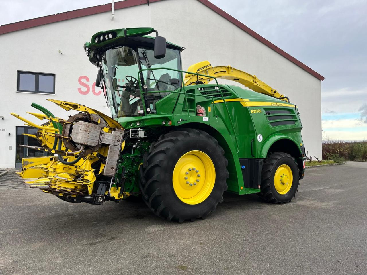 John Deere 8300i JD mit 910Bh, Havestlap, Pickup, Kemper - Silažni kombajn: slika John Deere 8300i JD mit 910Bh, Havestlap, Pickup, Kemper - Silažni kombajn John Deere 8300i JD mit 910Bh, Havestlap, Pickup, Kemper - Silažni kombajn: slika John Deere 8300i JD mit 910Bh, Havestlap, Pickup, Kemper - Silažni kombajn