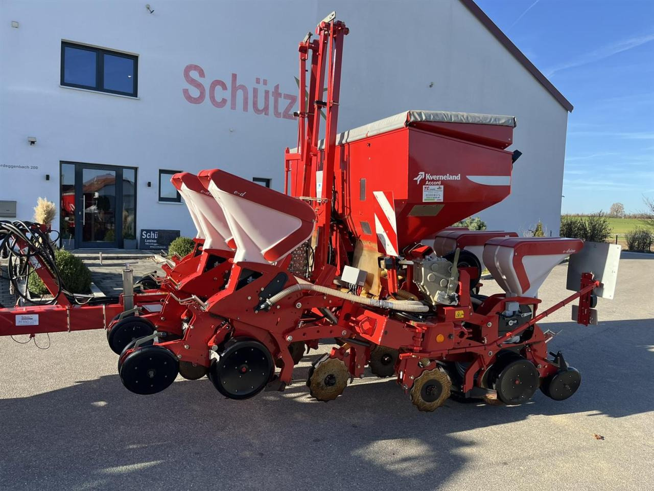 Kverneland Optima HD, e-drive, Section Control, Bj. 2016 - Precizna sijačica: slika Kverneland Optima HD, e-drive, Section Control, Bj. 2016 - Precizna sijačica Kverneland Optima HD, e-drive, Section Control, Bj. 2016 - Precizna sijačica: slika Kverneland Optima HD, e-drive, Section Control, Bj. 2016 - Precizna sijačica