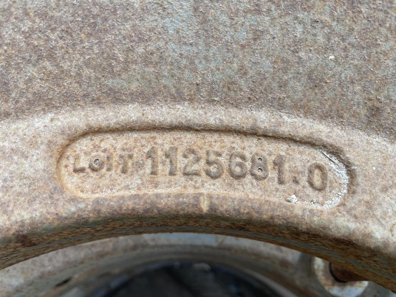 CLAAS Radgewichte 1109052, Claasnummer: 1125681.0 - Priključak: slika CLAAS Radgewichte 1109052, Claasnummer: 1125681.0 - Priključak CLAAS Radgewichte 1109052, Claasnummer: 1125681.0 - Priključak: slika CLAAS Radgewichte 1109052, Claasnummer: 1125681.0 - Priključak