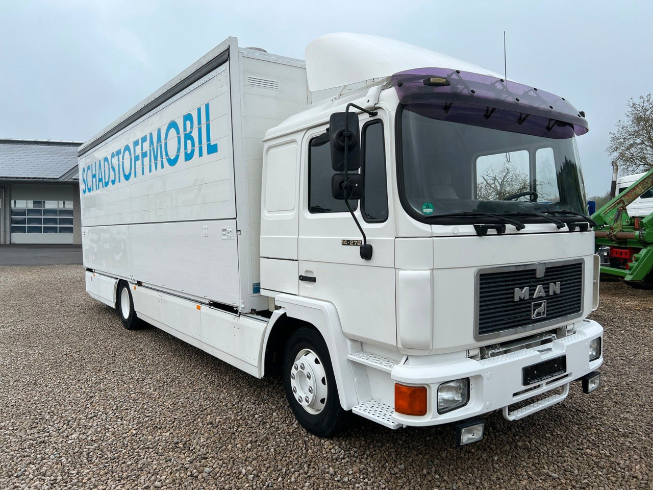 MAN 14.272 Schwenkwand / Schadstoffmobil MAN 14.272 Schwenkwand / Schadstoffmobil - Kamion za prijevoz pića: slika MAN 14.272 Schwenkwand / Schadstoffmobil MAN 14.272 Schwenkwand / Schadstoffmobil - Kamion za prijevoz pića MAN 14.272 Schwenkwand / Schadstoffmobil MAN 14.272 Schwenkwand / Schadstoffmobil - Kamion za prijevoz pića: slika MAN 14.272 Schwenkwand / Schadstoffmobil MAN 14.272 Schwenkwand / Schadstoffmobil - Kamion za prijevoz pića