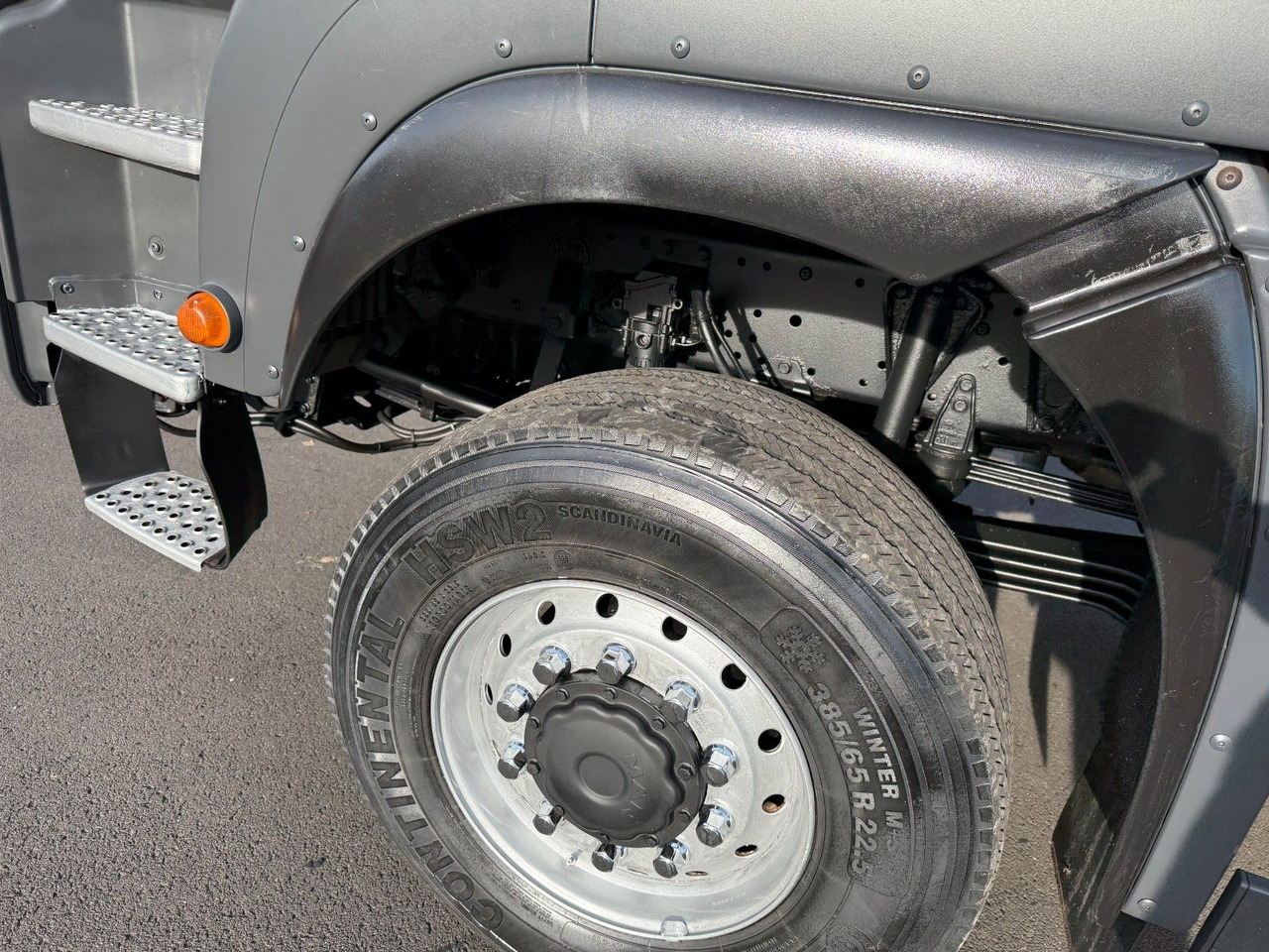 MAN TGA 18.360 4x4 Winterdienst Meiller Abroller - Kamion s kukastom dizalicom: slika MAN TGA 18.360 4x4 Winterdienst Meiller Abroller - Kamion s kukastom dizalicom MAN TGA 18.360 4x4 Winterdienst Meiller Abroller - Kamion s kukastom dizalicom: slika MAN TGA 18.360 4x4 Winterdienst Meiller Abroller - Kamion s kukastom dizalicom