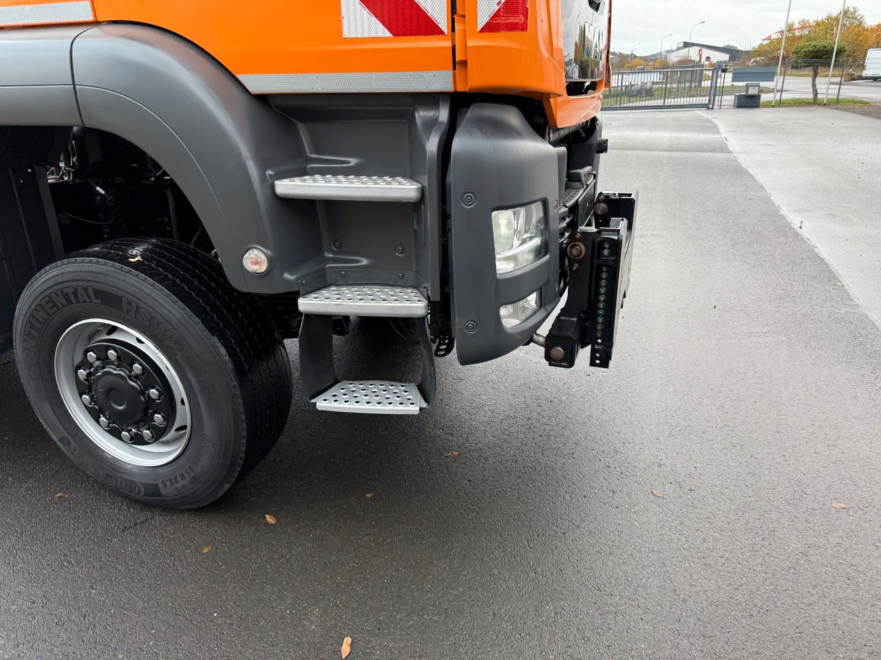 MAN TGS 18.360 4x4 Winterdienst Meiller Abroller - Kamion s kukastom dizalicom: slika MAN TGS 18.360 4x4 Winterdienst Meiller Abroller - Kamion s kukastom dizalicom MAN TGS 18.360 4x4 Winterdienst Meiller Abroller - Kamion s kukastom dizalicom: slika MAN TGS 18.360 4x4 Winterdienst Meiller Abroller - Kamion s kukastom dizalicom