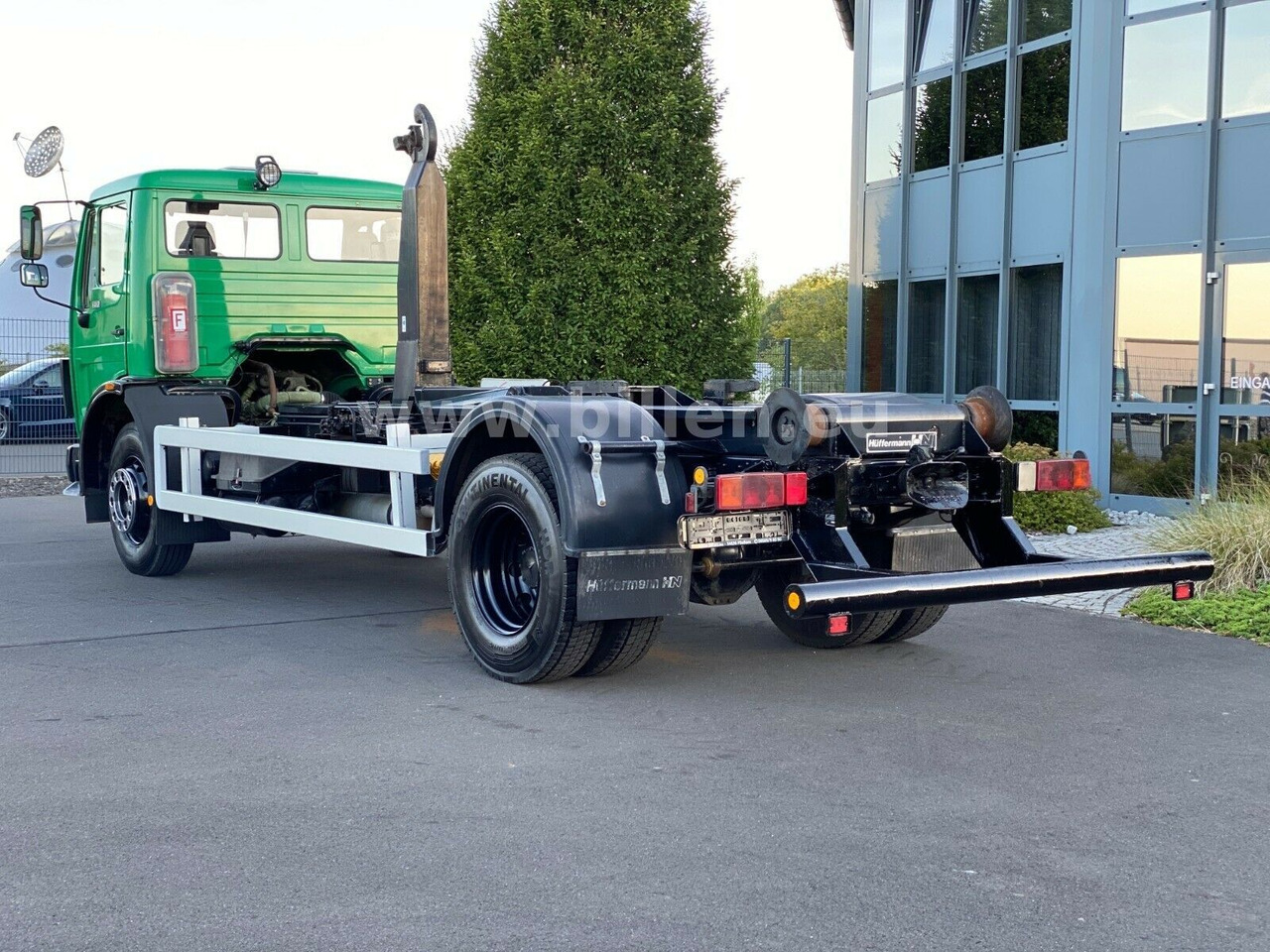 Mercedes-Benz 1417 Abroller Tüv / H- Kennzeichen / Mercedes-Benz 1417 Abroller Tüv / H- Kennzeichen / - Kamion s kukastom dizalicom: slika Mercedes-Benz 1417 Abroller Tüv / H- Kennzeichen / Mercedes-Benz 1417 Abroller Tüv / H- Kennzeichen / - Kamion s kukastom dizalicom Mercedes-Benz 1417 Abroller Tüv / H- Kennzeichen / Mercedes-Benz 1417 Abroller Tüv / H- Kennzeichen / - Kamion s kukastom dizalicom: slika Mercedes-Benz 1417 Abroller Tüv / H- Kennzeichen / Mercedes-Benz 1417 Abroller Tüv / H- Kennzeichen / - Kamion s kukastom dizalicom