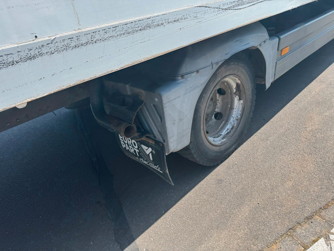 Dostavno vozilo sa zatvorenim sandukom Mercedes-Benz 818 Koffer / LBW / AHK + DL: slika Dostavno vozilo sa zatvorenim sandukom Mercedes-Benz 818 Koffer / LBW / AHK + DL