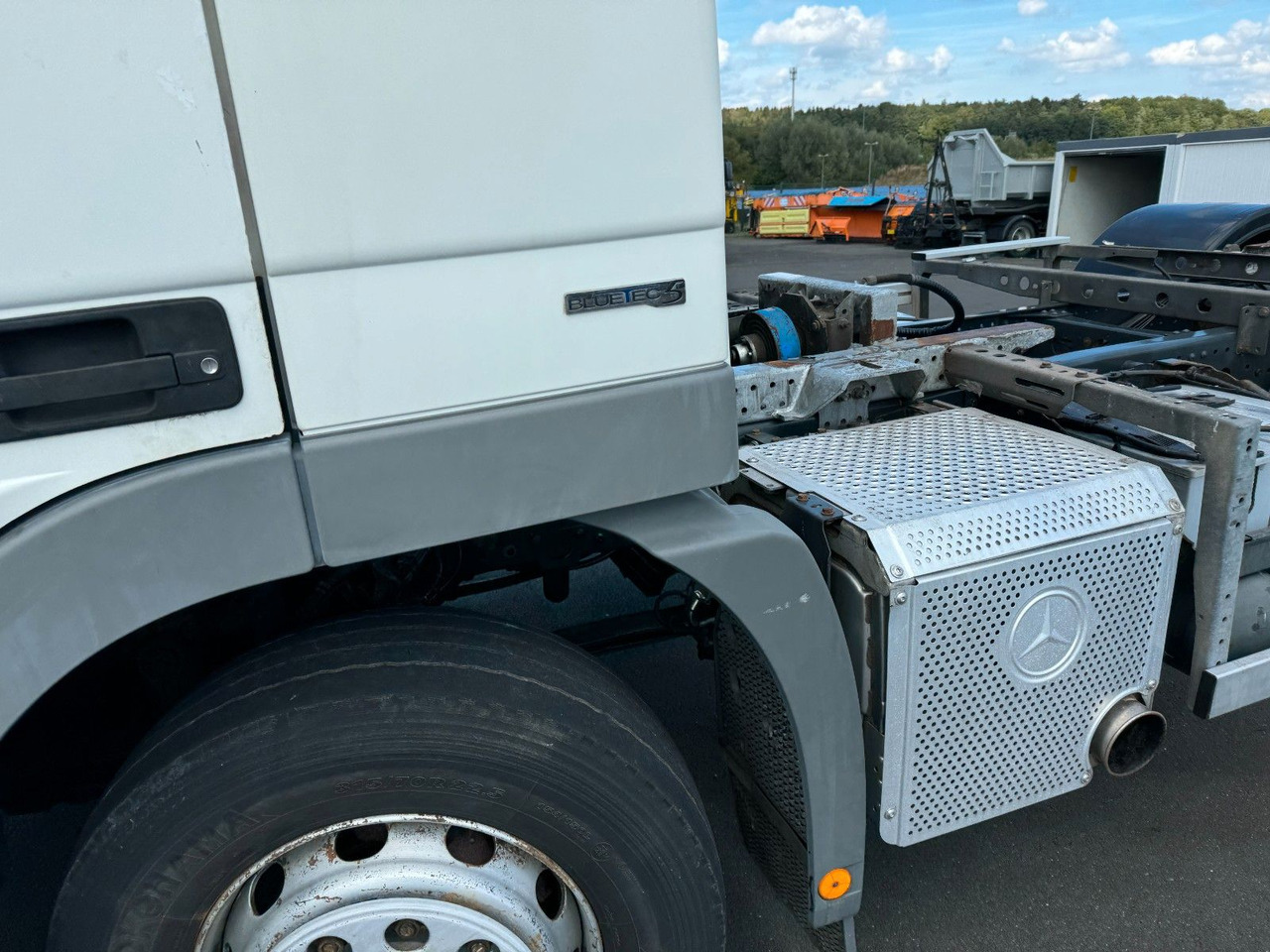 Mercedes-Benz Actros 2532 6x2 Fahrgestell Liftachse Lenkachse Mercedes-Benz Actros 2532 6x2 Fahrgestell Liftachse Lenkachse - Kamion-šasija: slika Mercedes-Benz Actros 2532 6x2 Fahrgestell Liftachse Lenkachse Mercedes-Benz Actros 2532 6x2 Fahrgestell Liftachse Lenkachse - Kamion-šasija Mercedes-Benz Actros 2532 6x2 Fahrgestell Liftachse Lenkachse Mercedes-Benz Actros 2532 6x2 Fahrgestell Liftachse Lenkachse - Kamion-šasija: slika Mercedes-Benz Actros 2532 6x2 Fahrgestell Liftachse Lenkachse Mercedes-Benz Actros 2532 6x2 Fahrgestell Liftachse Lenkachse - Kamion-šasija