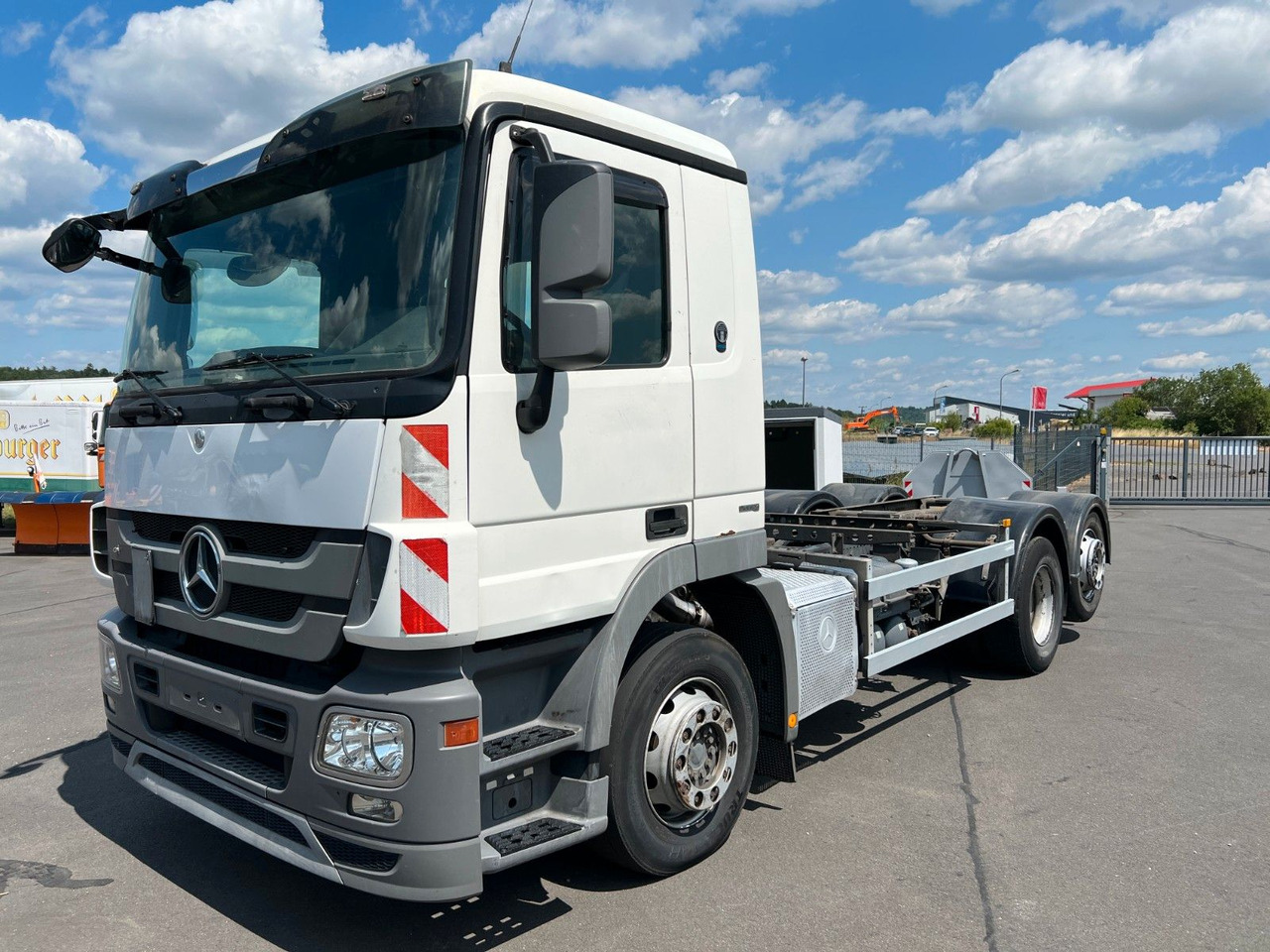 Mercedes-Benz Actros 2532 6x2 MP 3 Lenkachse /Liftachse / Mercedes-Benz Actros 2532 6x2 MP 3 Lenkachse /Liftachse / - Kamion-šasija: slika Mercedes-Benz Actros 2532 6x2 MP 3 Lenkachse /Liftachse / Mercedes-Benz Actros 2532 6x2 MP 3 Lenkachse /Liftachse / - Kamion-šasija Mercedes-Benz Actros 2532 6x2 MP 3 Lenkachse /Liftachse / Mercedes-Benz Actros 2532 6x2 MP 3 Lenkachse /Liftachse / - Kamion-šasija: slika Mercedes-Benz Actros 2532 6x2 MP 3 Lenkachse /Liftachse / Mercedes-Benz Actros 2532 6x2 MP 3 Lenkachse /Liftachse / - Kamion-šasija