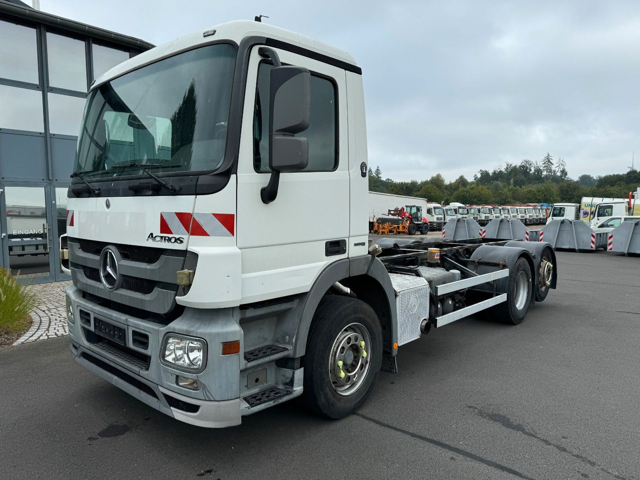 Mercedes-Benz Actros 2532 MP3 6x2 Fahrgestell Mercedes-Benz Actros 2532 MP3 6x2 Fahrgestell - Kamion-šasija: slika Mercedes-Benz Actros 2532 MP3 6x2 Fahrgestell Mercedes-Benz Actros 2532 MP3 6x2 Fahrgestell - Kamion-šasija Mercedes-Benz Actros 2532 MP3 6x2 Fahrgestell Mercedes-Benz Actros 2532 MP3 6x2 Fahrgestell - Kamion-šasija: slika Mercedes-Benz Actros 2532 MP3 6x2 Fahrgestell Mercedes-Benz Actros 2532 MP3 6x2 Fahrgestell - Kamion-šasija