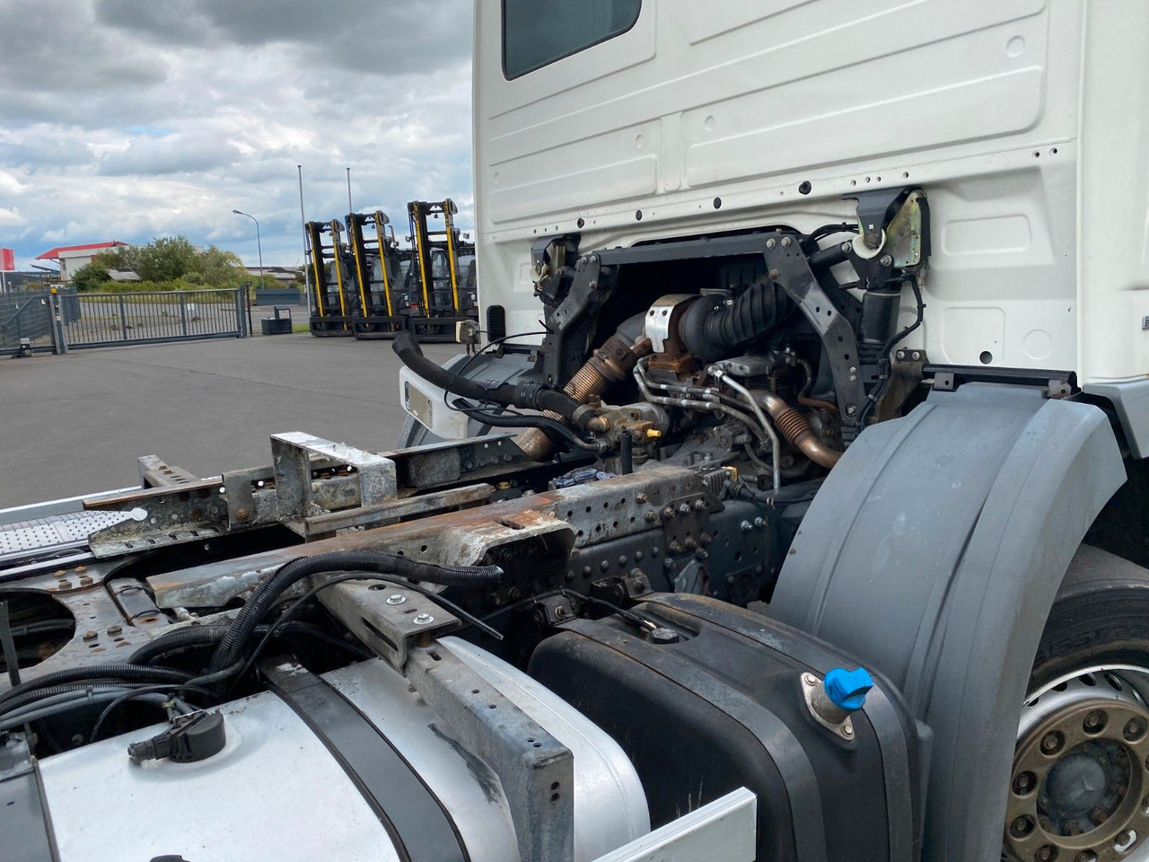 Mercedes-Benz Actros 2532 MP3 6x2 Hydraulik, 10 x am Lager Mercedes-Benz Actros 2532 MP3 6x2 Hydraulik, 10 x am Lager - Kamion-šasija: slika Mercedes-Benz Actros 2532 MP3 6x2 Hydraulik, 10 x am Lager Mercedes-Benz Actros 2532 MP3 6x2 Hydraulik, 10 x am Lager - Kamion-šasija Mercedes-Benz Actros 2532 MP3 6x2 Hydraulik, 10 x am Lager Mercedes-Benz Actros 2532 MP3 6x2 Hydraulik, 10 x am Lager - Kamion-šasija: slika Mercedes-Benz Actros 2532 MP3 6x2 Hydraulik, 10 x am Lager Mercedes-Benz Actros 2532 MP3 6x2 Hydraulik, 10 x am Lager - Kamion-šasija