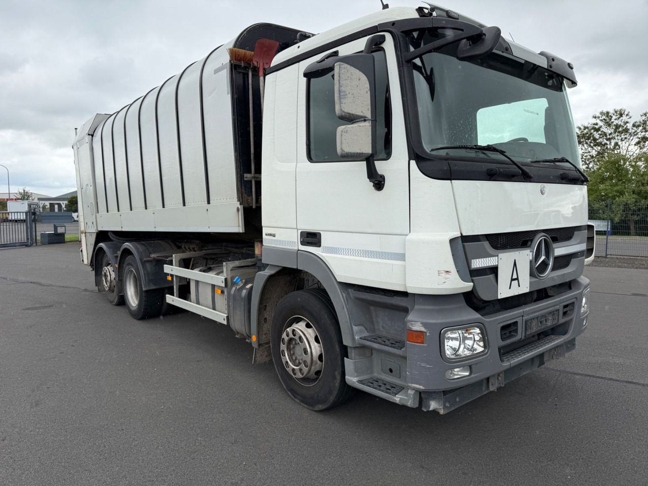 Mercedes-Benz Actros MP3 2532 6x2 Faun Rotorpress 521 - Kamion za odvoz smeća: slika Mercedes-Benz Actros MP3 2532 6x2 Faun Rotorpress 521 - Kamion za odvoz smeća Mercedes-Benz Actros MP3 2532 6x2 Faun Rotorpress 521 - Kamion za odvoz smeća: slika Mercedes-Benz Actros MP3 2532 6x2 Faun Rotorpress 521 - Kamion za odvoz smeća