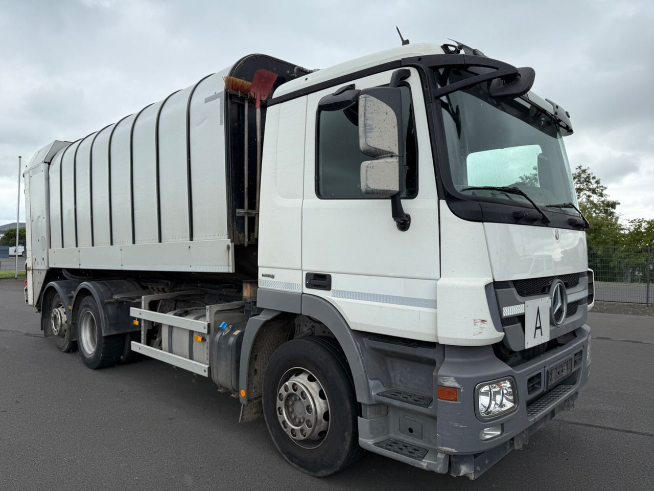 Mercedes-Benz Actros MP3 2532 6x2 Faun Rotorpress 521 - Kamion za odvoz smeća: slika Mercedes-Benz Actros MP3 2532 6x2 Faun Rotorpress 521 - Kamion za odvoz smeća Mercedes-Benz Actros MP3 2532 6x2 Faun Rotorpress 521 - Kamion za odvoz smeća: slika Mercedes-Benz Actros MP3 2532 6x2 Faun Rotorpress 521 - Kamion za odvoz smeća