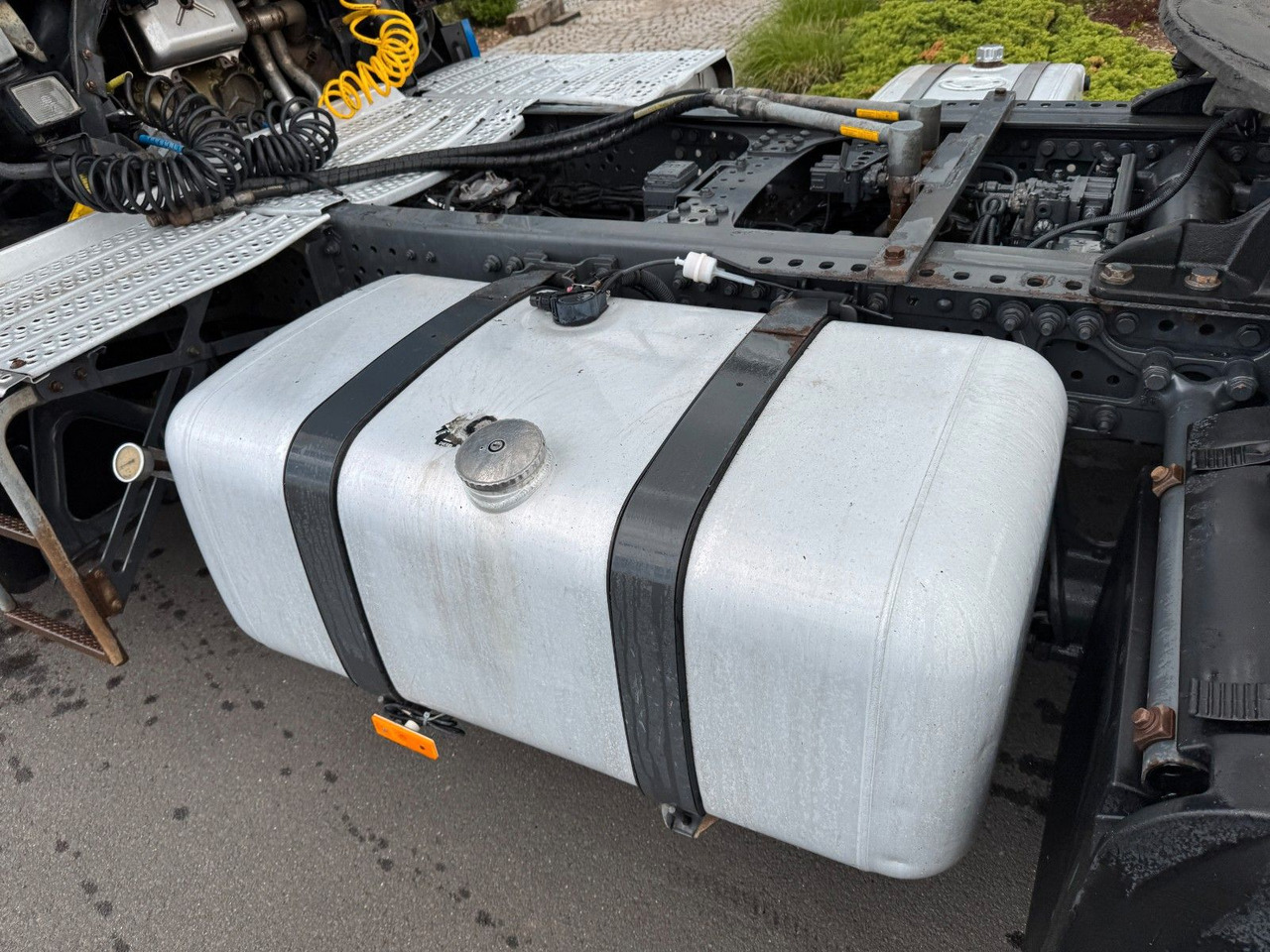 Mercedes-Benz Actros 1845 SZM Kipphydraulik, Retarder, Klima - Tegljač: slika Mercedes-Benz Actros 1845 SZM Kipphydraulik, Retarder, Klima - Tegljač Mercedes-Benz Actros 1845 SZM Kipphydraulik, Retarder, Klima - Tegljač: slika Mercedes-Benz Actros 1845 SZM Kipphydraulik, Retarder, Klima - Tegljač