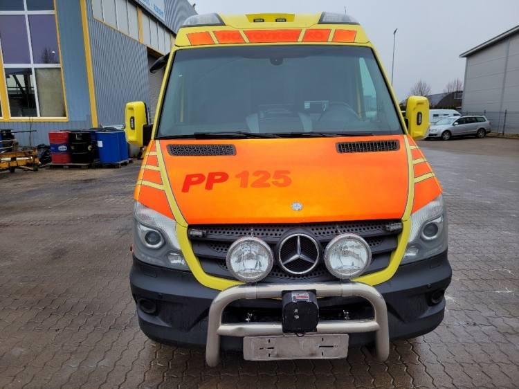 MERCEDES – BENZ SPRINTER 2.2D AMBULANCE (PROFILE) KLIMA 11.2014 EURO 5 - Vozilo hitne pomoći: slika MERCEDES – BENZ SPRINTER 2.2D AMBULANCE (PROFILE) KLIMA 11.2014 EURO 5 - Vozilo hitne pomoći MERCEDES – BENZ SPRINTER 2.2D AMBULANCE (PROFILE) KLIMA 11.2014 EURO 5 - Vozilo hitne pomoći: slika MERCEDES – BENZ SPRINTER 2.2D AMBULANCE (PROFILE) KLIMA 11.2014 EURO 5 - Vozilo hitne pomoći