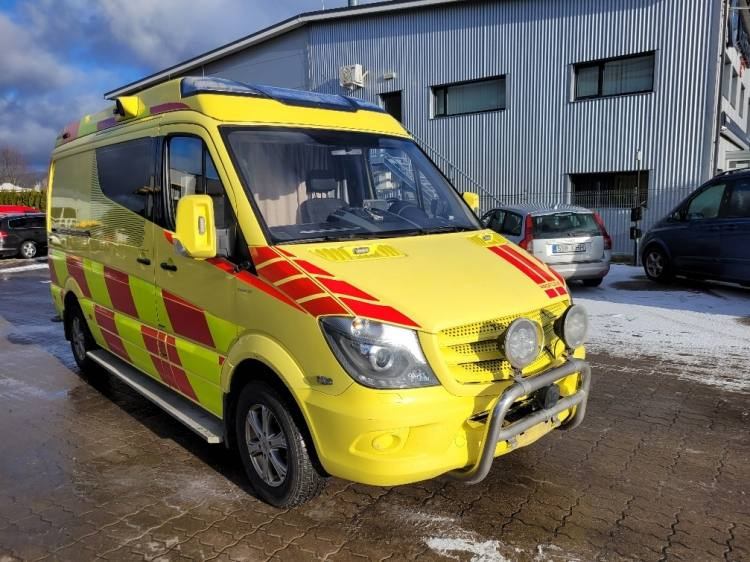 MERCEDES – BENZ SPRINTER 3.0D AMBULANCE (PROFILE) KLIMA 2.2016 EURO 6 - Vozilo hitne pomoći: slika MERCEDES – BENZ SPRINTER 3.0D AMBULANCE (PROFILE) KLIMA 2.2016 EURO 6 - Vozilo hitne pomoći MERCEDES – BENZ SPRINTER 3.0D AMBULANCE (PROFILE) KLIMA 2.2016 EURO 6 - Vozilo hitne pomoći: slika MERCEDES – BENZ SPRINTER 3.0D AMBULANCE (PROFILE) KLIMA 2.2016 EURO 6 - Vozilo hitne pomoći