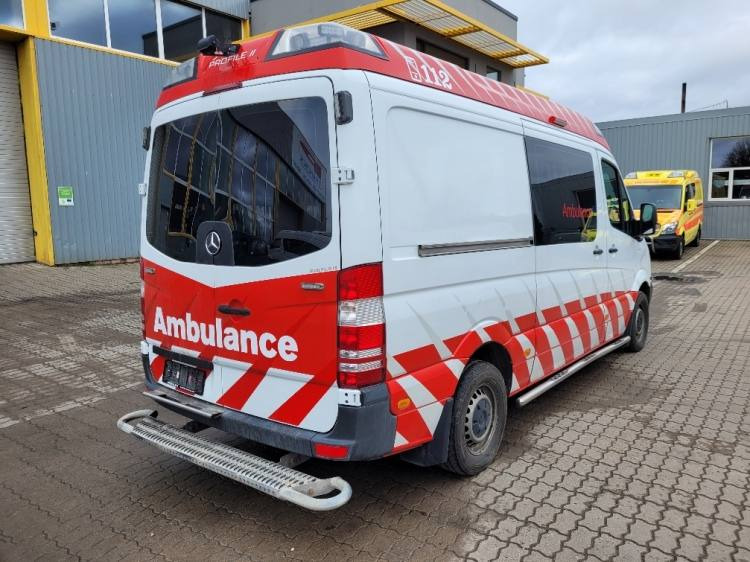 MERCEDES – BENZ SPRINTER 319 AMBULANCE (PROFILE) KLIMA, 6.2017, EURO 6 - Vozilo hitne pomoći: slika MERCEDES – BENZ SPRINTER 319 AMBULANCE (PROFILE) KLIMA, 6.2017, EURO 6 - Vozilo hitne pomoći MERCEDES – BENZ SPRINTER 319 AMBULANCE (PROFILE) KLIMA, 6.2017, EURO 6 - Vozilo hitne pomoći: slika MERCEDES – BENZ SPRINTER 319 AMBULANCE (PROFILE) KLIMA, 6.2017, EURO 6 - Vozilo hitne pomoći