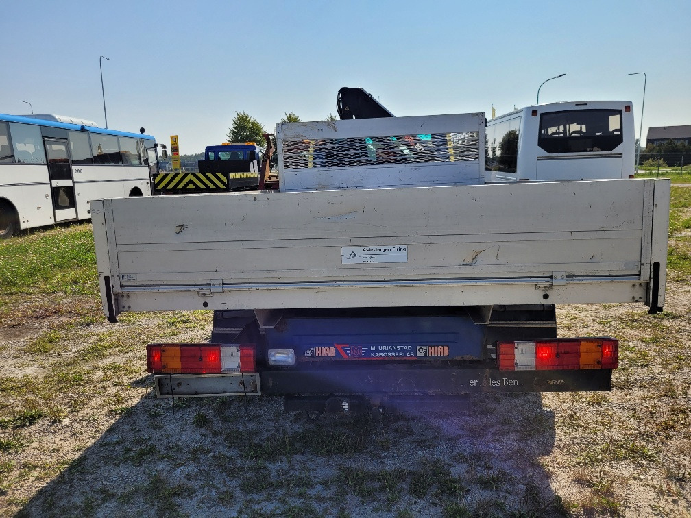MERCEDES – BENZ SPRINTER 616CDI HIAB 027-2 Crane 10.2004 - Dostavno vozilo s ravnom platformom: slika MERCEDES – BENZ SPRINTER 616CDI HIAB 027-2 Crane 10.2004 - Dostavno vozilo s ravnom platformom MERCEDES – BENZ SPRINTER 616CDI HIAB 027-2 Crane 10.2004 - Dostavno vozilo s ravnom platformom: slika MERCEDES – BENZ SPRINTER 616CDI HIAB 027-2 Crane 10.2004 - Dostavno vozilo s ravnom platformom