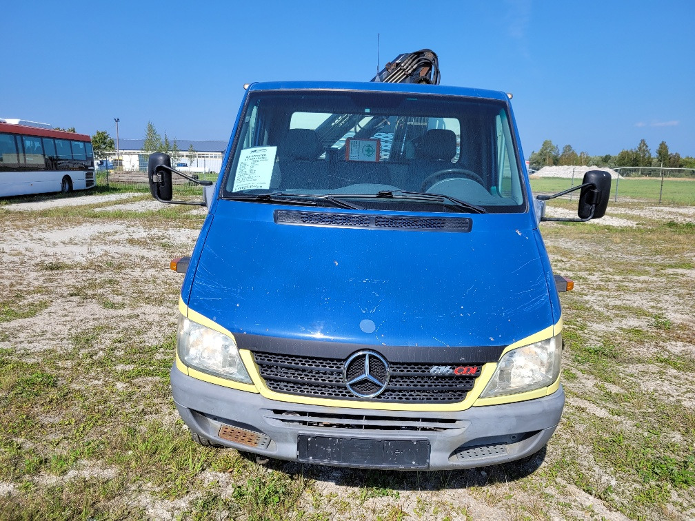 MERCEDES – BENZ SPRINTER 616CDI HIAB 027-2 Crane 10.2004 - Dostavno vozilo s ravnom platformom: slika MERCEDES – BENZ SPRINTER 616CDI HIAB 027-2 Crane 10.2004 - Dostavno vozilo s ravnom platformom MERCEDES – BENZ SPRINTER 616CDI HIAB 027-2 Crane 10.2004 - Dostavno vozilo s ravnom platformom: slika MERCEDES – BENZ SPRINTER 616CDI HIAB 027-2 Crane 10.2004 - Dostavno vozilo s ravnom platformom