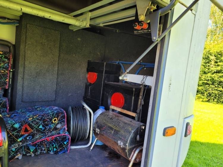 VOLVO B12M BERKHOF AXIAL70 MOTORHOME KLIMA 3.2003 - Turistički autobus: slika VOLVO B12M BERKHOF AXIAL70 MOTORHOME KLIMA 3.2003 - Turistički autobus VOLVO B12M BERKHOF AXIAL70 MOTORHOME KLIMA 3.2003 - Turistički autobus: slika VOLVO B12M BERKHOF AXIAL70 MOTORHOME KLIMA 3.2003 - Turistički autobus