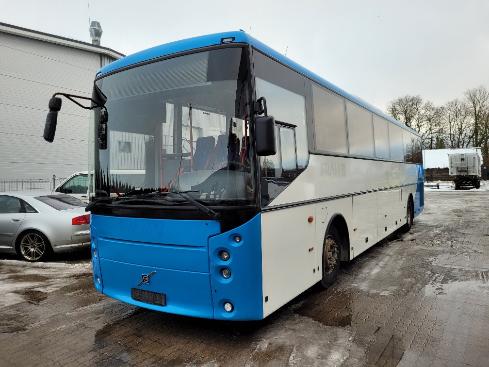 VOLVO B9R VEST HORISONT, KLIIMA, 7.2012, EURO 5, HANDICAP LIFT, 45 seats, 12,7m - Prigradski autobus: slika VOLVO B9R VEST HORISONT, KLIIMA, 7.2012, EURO 5, HANDICAP LIFT, 45 seats, 12,7m - Prigradski autobus VOLVO B9R VEST HORISONT, KLIIMA, 7.2012, EURO 5, HANDICAP LIFT, 45 seats, 12,7m - Prigradski autobus: slika VOLVO B9R VEST HORISONT, KLIIMA, 7.2012, EURO 5, HANDICAP LIFT, 45 seats, 12,7m - Prigradski autobus