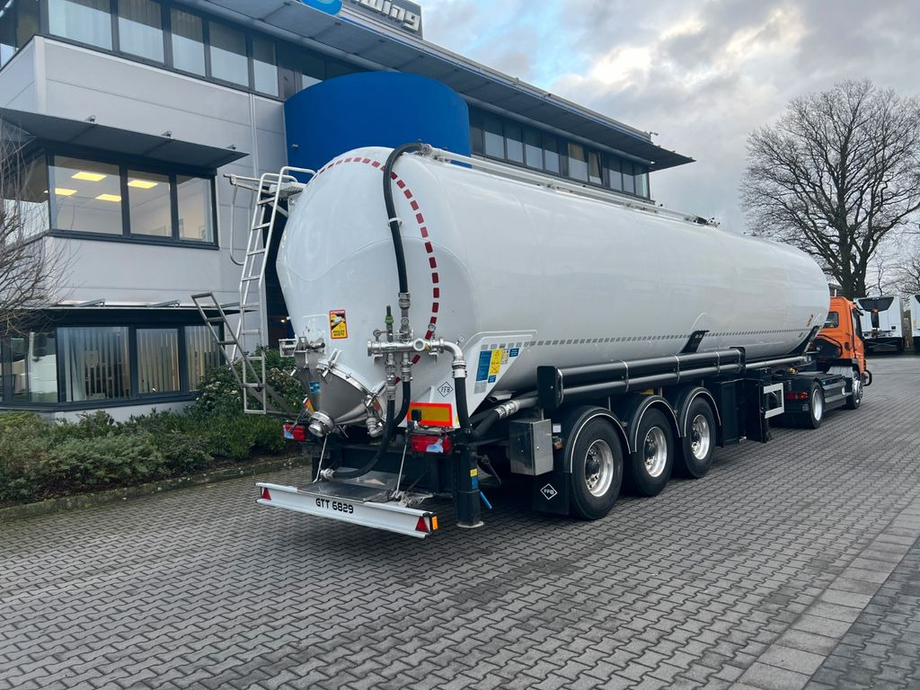 Feldbinder KIP 60.3 - Silos poluprikolica: slika Feldbinder KIP 60.3 - Silos poluprikolica Feldbinder KIP 60.3 - Silos poluprikolica: slika Feldbinder KIP 60.3 - Silos poluprikolica