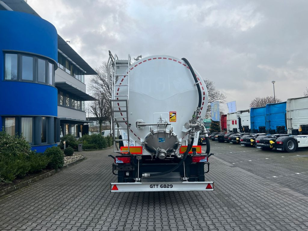 Feldbinder KIP 60.3 - Silos poluprikolica: slika Feldbinder KIP 60.3 - Silos poluprikolica Feldbinder KIP 60.3 - Silos poluprikolica: slika Feldbinder KIP 60.3 - Silos poluprikolica
