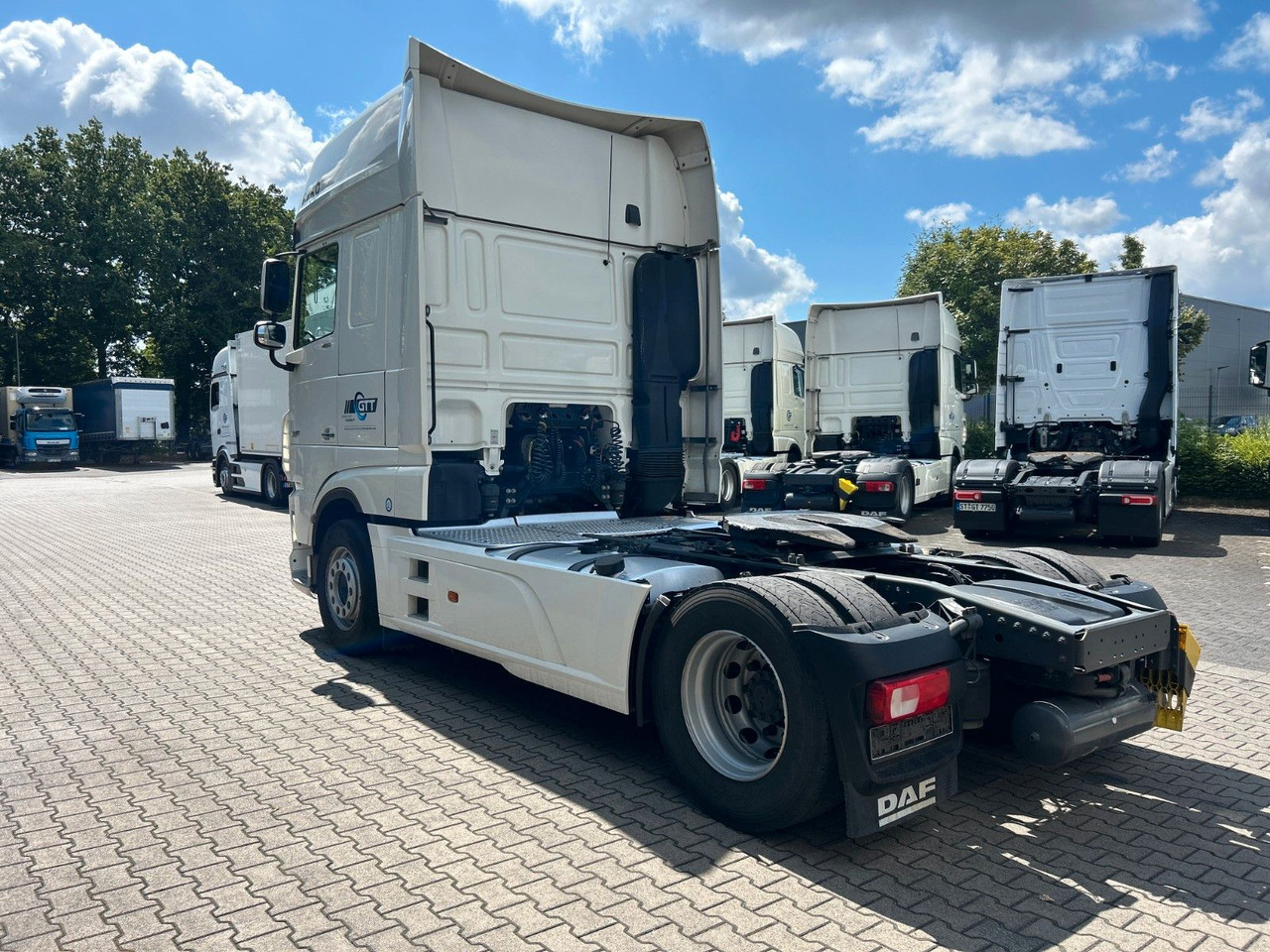 DAF XF 480 FT SSC, Abbiegeassistent, Standklima - Tegljač: slika DAF XF 480 FT SSC, Abbiegeassistent, Standklima - Tegljač DAF XF 480 FT SSC, Abbiegeassistent, Standklima - Tegljač: slika DAF XF 480 FT SSC, Abbiegeassistent, Standklima - Tegljač