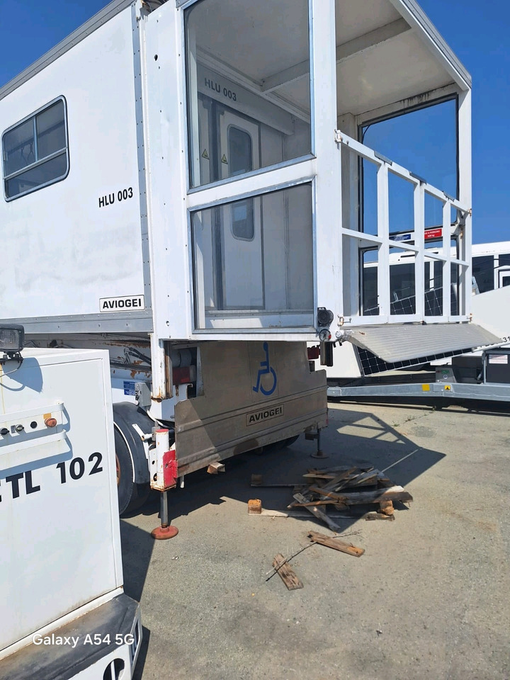 Aviogei EAU1000 - Ambulift: slika Aviogei EAU1000 - Ambulift Aviogei EAU1000 - Ambulift: slika Aviogei EAU1000 - Ambulift