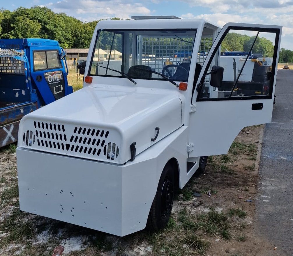 Mulag Comet 3D - Traktor za vuču zrakoplova: slika Mulag Comet 3D - Traktor za vuču zrakoplova Mulag Comet 3D - Traktor za vuču zrakoplova: slika Mulag Comet 3D - Traktor za vuču zrakoplova