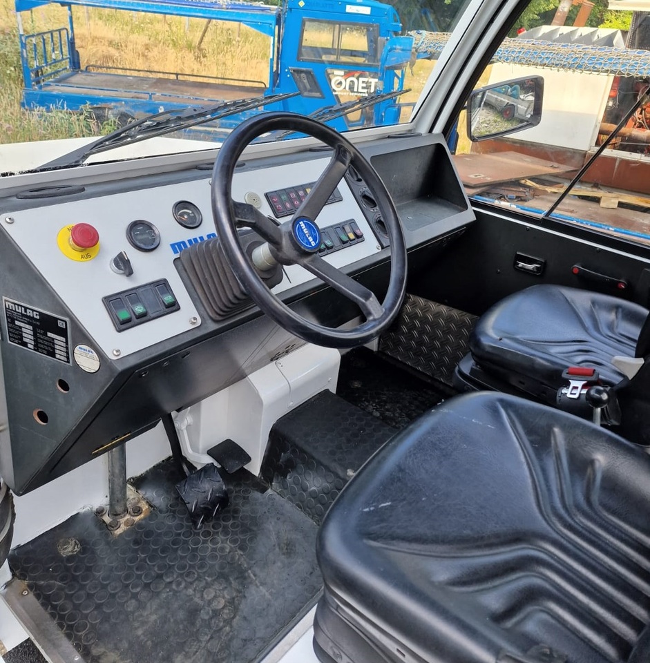 Mulag Comet 3D - Traktor za vuču zrakoplova: slika Mulag Comet 3D - Traktor za vuču zrakoplova Mulag Comet 3D - Traktor za vuču zrakoplova: slika Mulag Comet 3D - Traktor za vuču zrakoplova