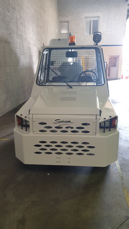 SOVAM TRACTOR/DIESEL K22 - Traktor za prtljagu: slika SOVAM TRACTOR/DIESEL K22 - Traktor za prtljagu SOVAM TRACTOR/DIESEL K22 - Traktor za prtljagu: slika SOVAM TRACTOR/DIESEL K22 - Traktor za prtljagu