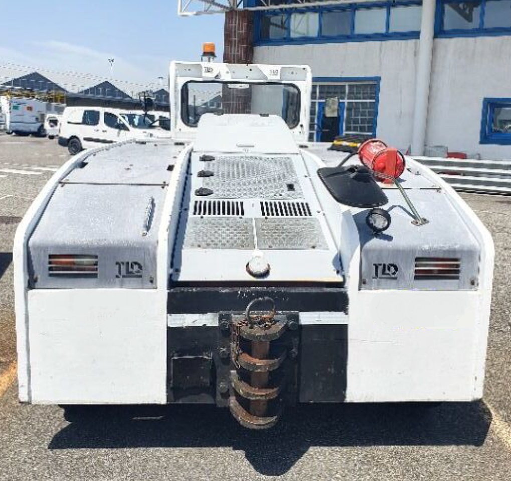 TLD Pushback TMX150-12 - Traktor za vuču zrakoplova: slika TLD Pushback TMX150-12 - Traktor za vuču zrakoplova TLD Pushback TMX150-12 - Traktor za vuču zrakoplova: slika TLD Pushback TMX150-12 - Traktor za vuču zrakoplova