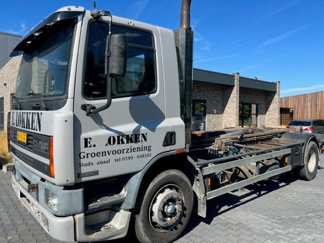 DAF 65.210 FA65.210 - Transporter kontejnera/ Kamion s izmjenjivim sanducima: slika DAF 65.210 FA65.210 - Transporter kontejnera/ Kamion s izmjenjivim sanducima DAF 65.210 FA65.210 - Transporter kontejnera/ Kamion s izmjenjivim sanducima: slika DAF 65.210 FA65.210 - Transporter kontejnera/ Kamion s izmjenjivim sanducima