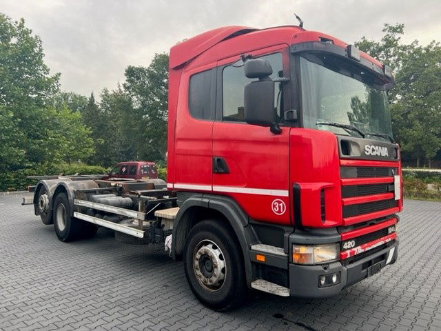 Scania R124-420 .420 6x2 - Kamion-šasija: slika Scania R124-420 .420 6x2 - Kamion-šasija Scania R124-420 .420 6x2 - Kamion-šasija: slika Scania R124-420 .420 6x2 - Kamion-šasija