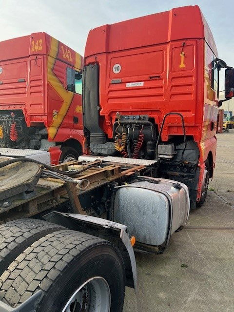 MAN TGX 18.440 .440 Euro5 - Tegljač: slika MAN TGX 18.440 .440 Euro5 - Tegljač MAN TGX 18.440 .440 Euro5 - Tegljač: slika MAN TGX 18.440 .440 Euro5 - Tegljač