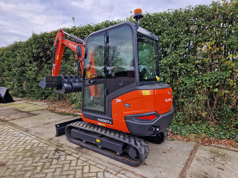 Kubota KX027-4 Hi-spec (NIEUW) - Mini bager: slika Kubota KX027-4 Hi-spec (NIEUW) - Mini bager Kubota KX027-4 Hi-spec (NIEUW) - Mini bager: slika Kubota KX027-4 Hi-spec (NIEUW) - Mini bager