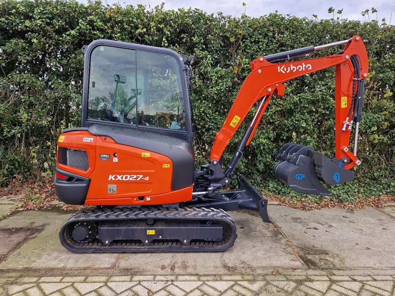Kubota KX027-4 Hi-spec (NIEUW) - Mini bager: slika Kubota KX027-4 Hi-spec (NIEUW) - Mini bager Kubota KX027-4 Hi-spec (NIEUW) - Mini bager: slika Kubota KX027-4 Hi-spec (NIEUW) - Mini bager