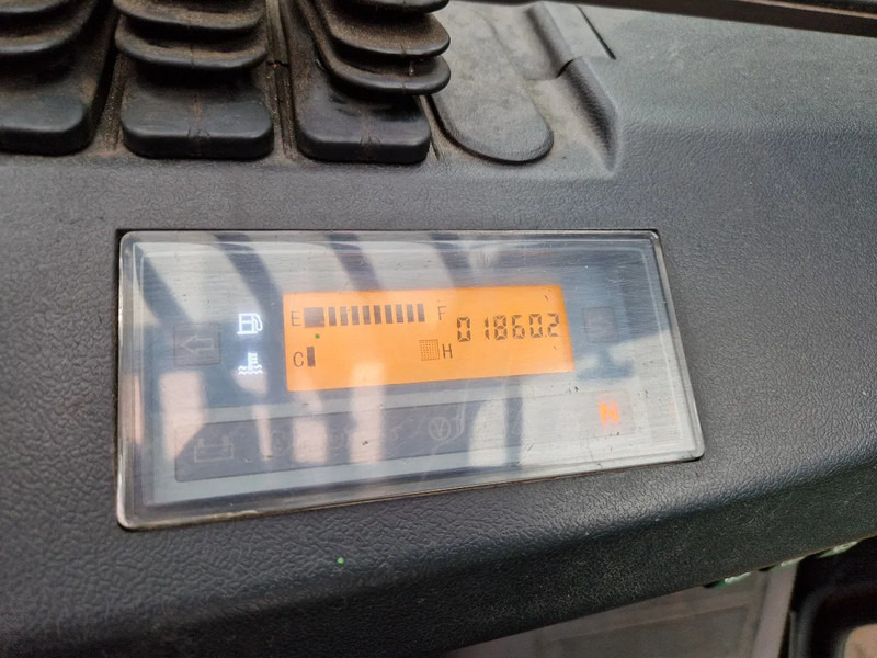 Viličar Manitou MI45D: slika Viličar Manitou MI45D Viličar Manitou MI45D: slika Viličar Manitou MI45D