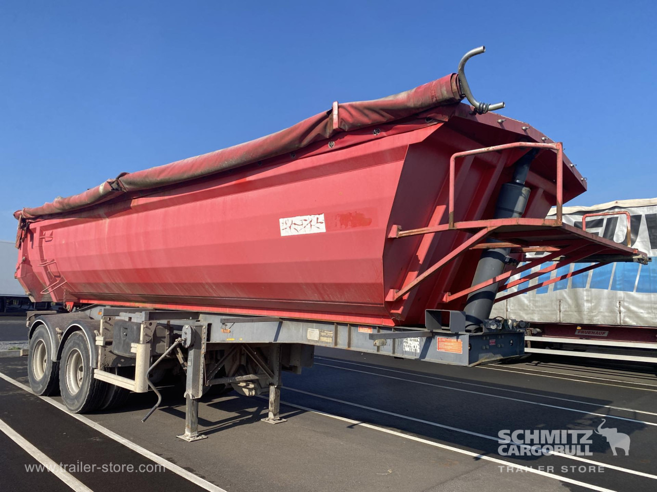 ANDERE Tipper Steel half pipe body 91m³ - Kiper poluprikolica: slika ANDERE Tipper Steel half pipe body 91m³ - Kiper poluprikolica ANDERE Tipper Steel half pipe body 91m³ - Kiper poluprikolica: slika ANDERE Tipper Steel half pipe body 91m³ - Kiper poluprikolica