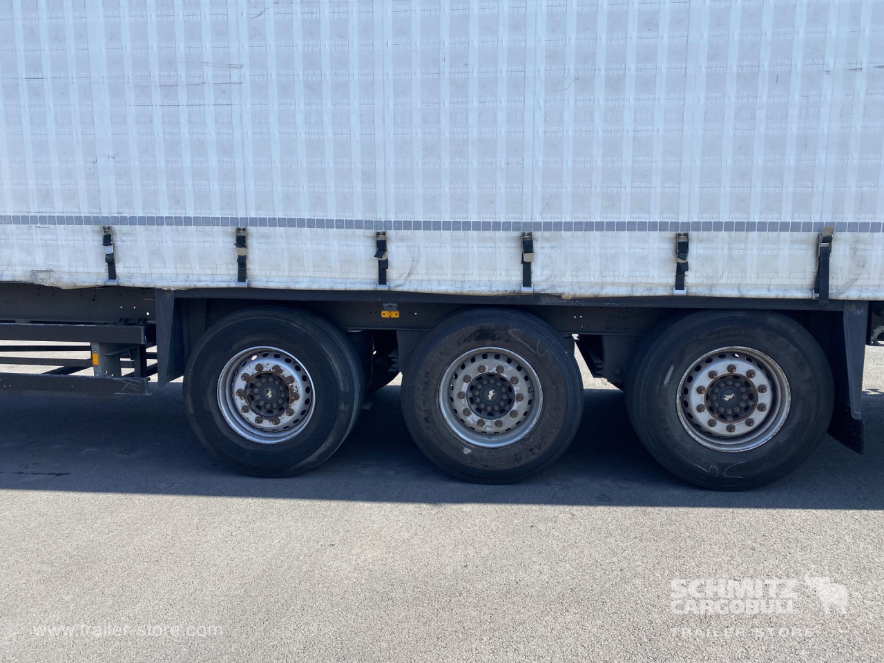 SCHMITZ Curtainsider Standard - Poluprikolica s ceradom: slika SCHMITZ Curtainsider Standard - Poluprikolica s ceradom SCHMITZ Curtainsider Standard - Poluprikolica s ceradom: slika SCHMITZ Curtainsider Standard - Poluprikolica s ceradom