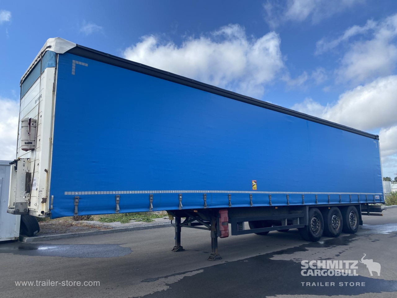 Poluprikolica s ceradom SCHMITZ Curtainsider Standard: slika Poluprikolica s ceradom SCHMITZ Curtainsider Standard