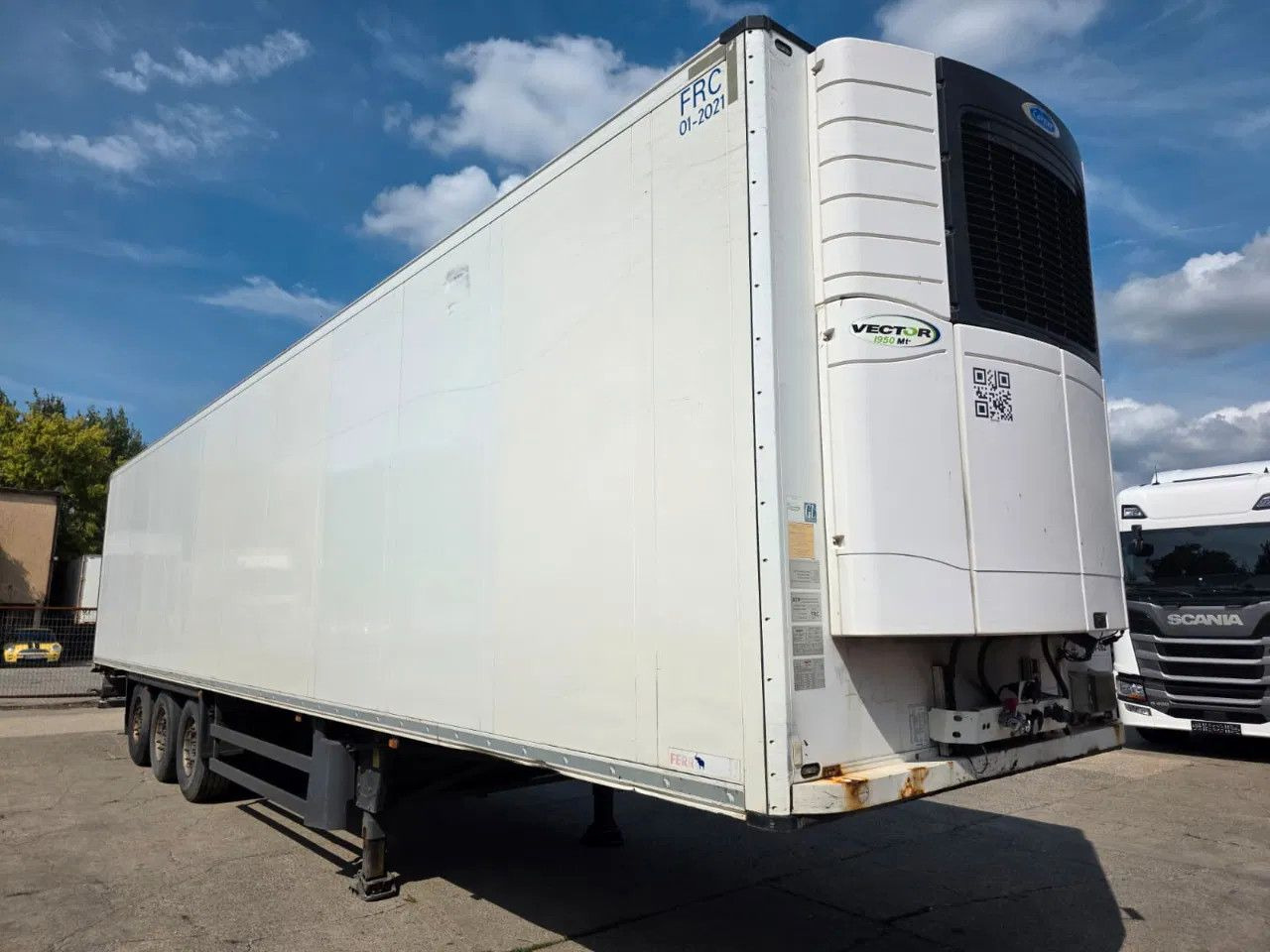 Schmitz Cargobull SCB S3B CARRIER VECTOR 1950 Mt- Lifting Axel-12U - Poluprikolica hladnjača: slika Schmitz Cargobull SCB S3B CARRIER VECTOR 1950 Mt- Lifting Axel-12U - Poluprikolica hladnjača Schmitz Cargobull SCB S3B CARRIER VECTOR 1950 Mt- Lifting Axel-12U - Poluprikolica hladnjača: slika Schmitz Cargobull SCB S3B CARRIER VECTOR 1950 Mt- Lifting Axel-12U - Poluprikolica hladnjača