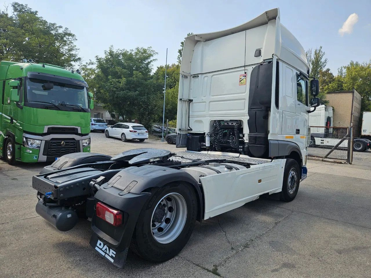 DAF XF 480 SSC Intarder Standklima Full Spoiler - Tegljač: slika DAF XF 480 SSC Intarder Standklima Full Spoiler - Tegljač DAF XF 480 SSC Intarder Standklima Full Spoiler - Tegljač: slika DAF XF 480 SSC Intarder Standklima Full Spoiler - Tegljač