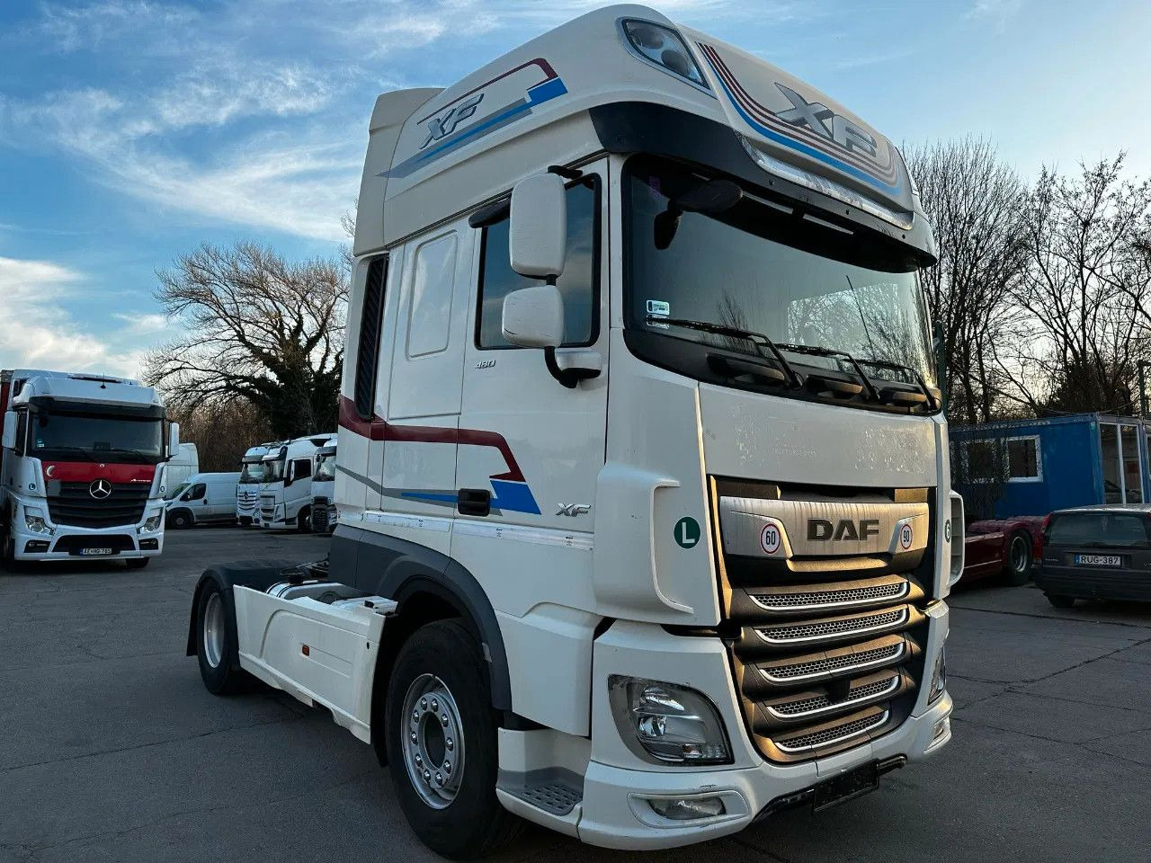 DAF XF 480 SSC Standard - Stand Klima - Frigo - HYVA - Tegljač: slika DAF XF 480 SSC Standard - Stand Klima - Frigo - HYVA - Tegljač DAF XF 480 SSC Standard - Stand Klima - Frigo - HYVA - Tegljač: slika DAF XF 480 SSC Standard - Stand Klima - Frigo - HYVA - Tegljač