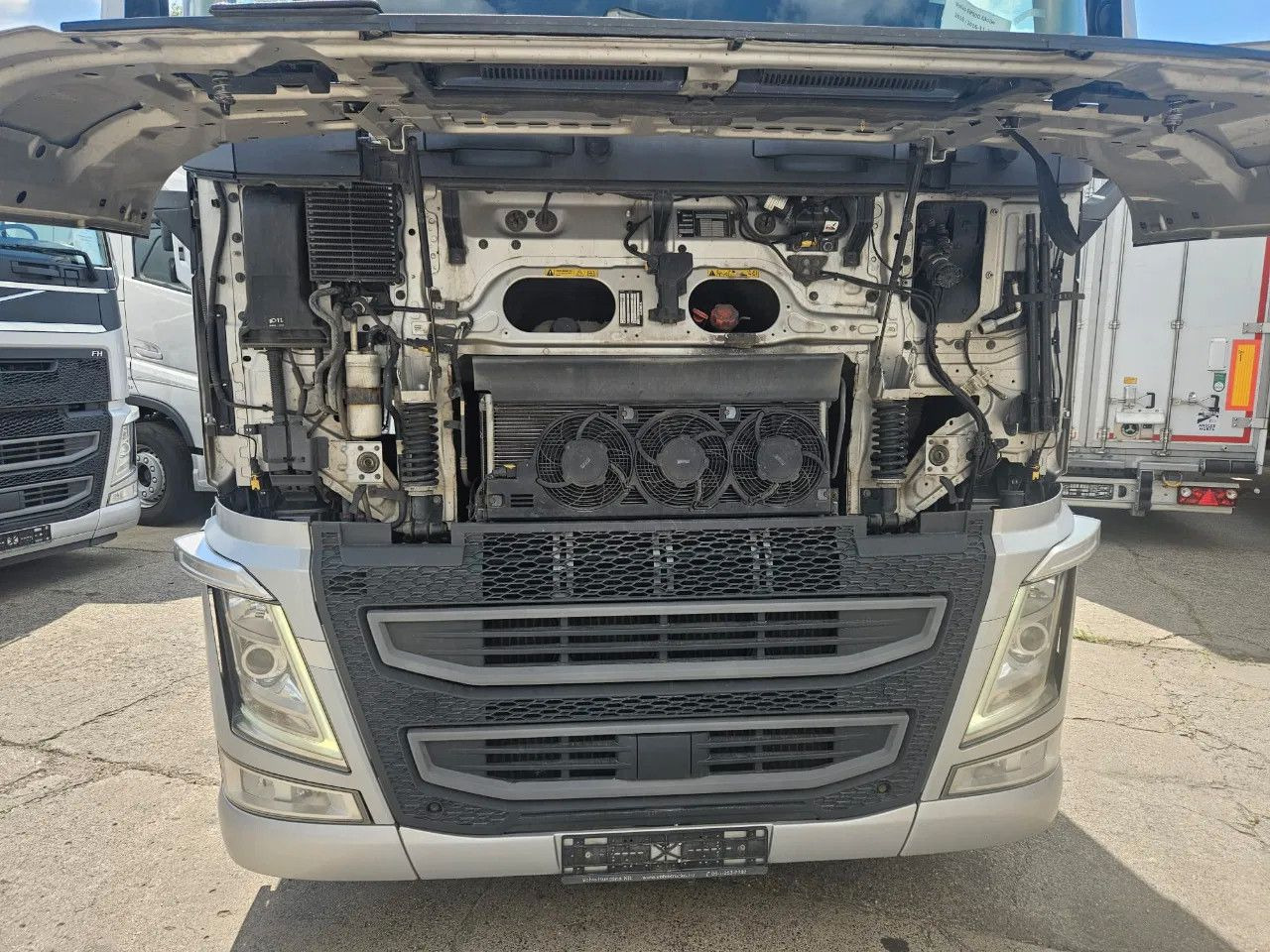 Volvo FH 500 Globe-Standard-I-Park- ACC- DAS-2 units - Tegljač: slika Volvo FH 500 Globe-Standard-I-Park- ACC- DAS-2 units - Tegljač Volvo FH 500 Globe-Standard-I-Park- ACC- DAS-2 units - Tegljač: slika Volvo FH 500 Globe-Standard-I-Park- ACC- DAS-2 units - Tegljač