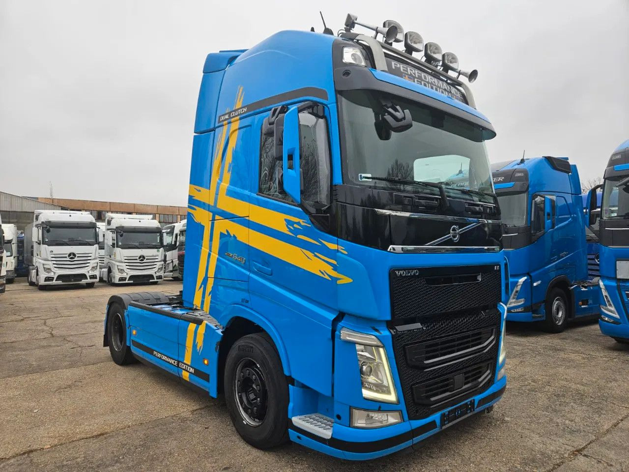 Volvo FH 540 Standard-XL-Dual Clutch Limited Edition-I - Tegljač: slika Volvo FH 540 Standard-XL-Dual Clutch Limited Edition-I - Tegljač Volvo FH 540 Standard-XL-Dual Clutch Limited Edition-I - Tegljač: slika Volvo FH 540 Standard-XL-Dual Clutch Limited Edition-I - Tegljač