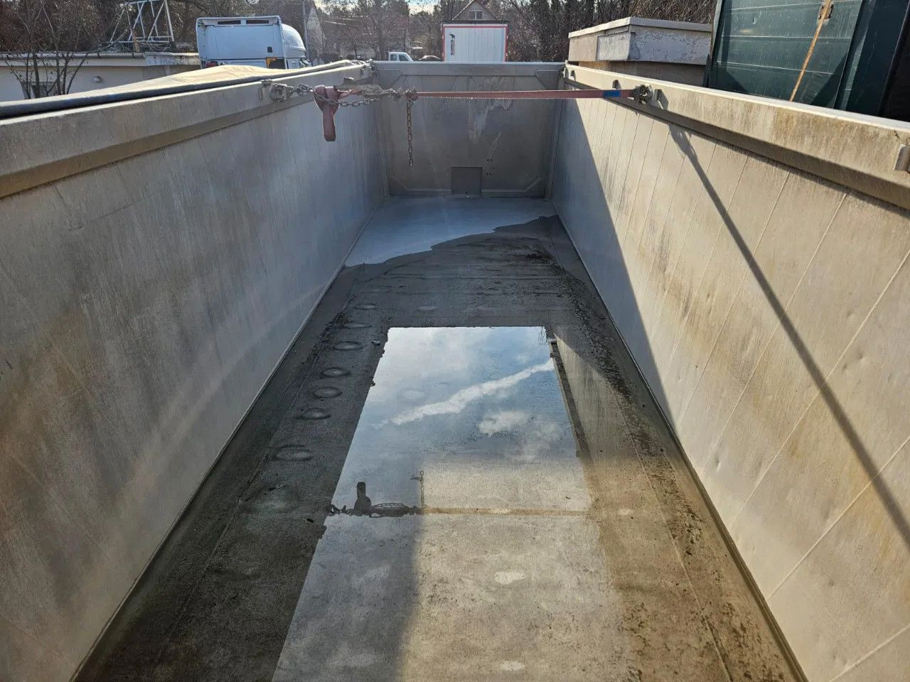 Wielton NW-3 38m3 Lifting Axle, Alloy w. - Kiper poluprikolica: slika Wielton NW-3 38m3 Lifting Axle, Alloy w. - Kiper poluprikolica Wielton NW-3 38m3 Lifting Axle, Alloy w. - Kiper poluprikolica: slika Wielton NW-3 38m3 Lifting Axle, Alloy w. - Kiper poluprikolica