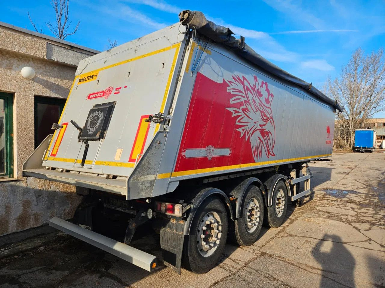 Wielton NW-3 38m3 Lifting Axle, Alloy w. - Kiper poluprikolica: slika Wielton NW-3 38m3 Lifting Axle, Alloy w. - Kiper poluprikolica Wielton NW-3 38m3 Lifting Axle, Alloy w. - Kiper poluprikolica: slika Wielton NW-3 38m3 Lifting Axle, Alloy w. - Kiper poluprikolica