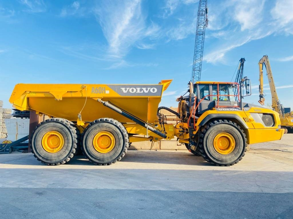 Volvo A 60 H - Zglobni istovarivač: slika Volvo A 60 H - Zglobni istovarivač Volvo A 60 H - Zglobni istovarivač: slika Volvo A 60 H - Zglobni istovarivač