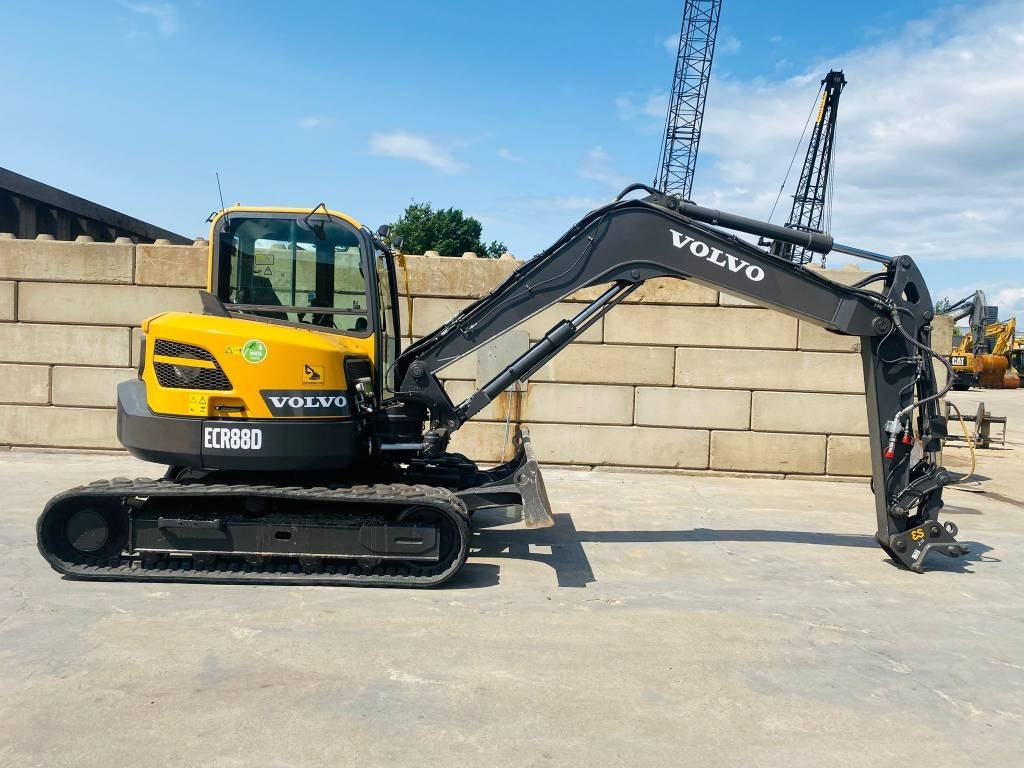 Volvo ECR 88 D - Mini bager: slika Volvo ECR 88 D - Mini bager Volvo ECR 88 D - Mini bager: slika Volvo ECR 88 D - Mini bager