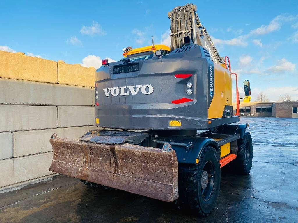 Volvo EWR 150 E - Bager na kotačima: slika Volvo EWR 150 E - Bager na kotačima Volvo EWR 150 E - Bager na kotačima: slika Volvo EWR 150 E - Bager na kotačima