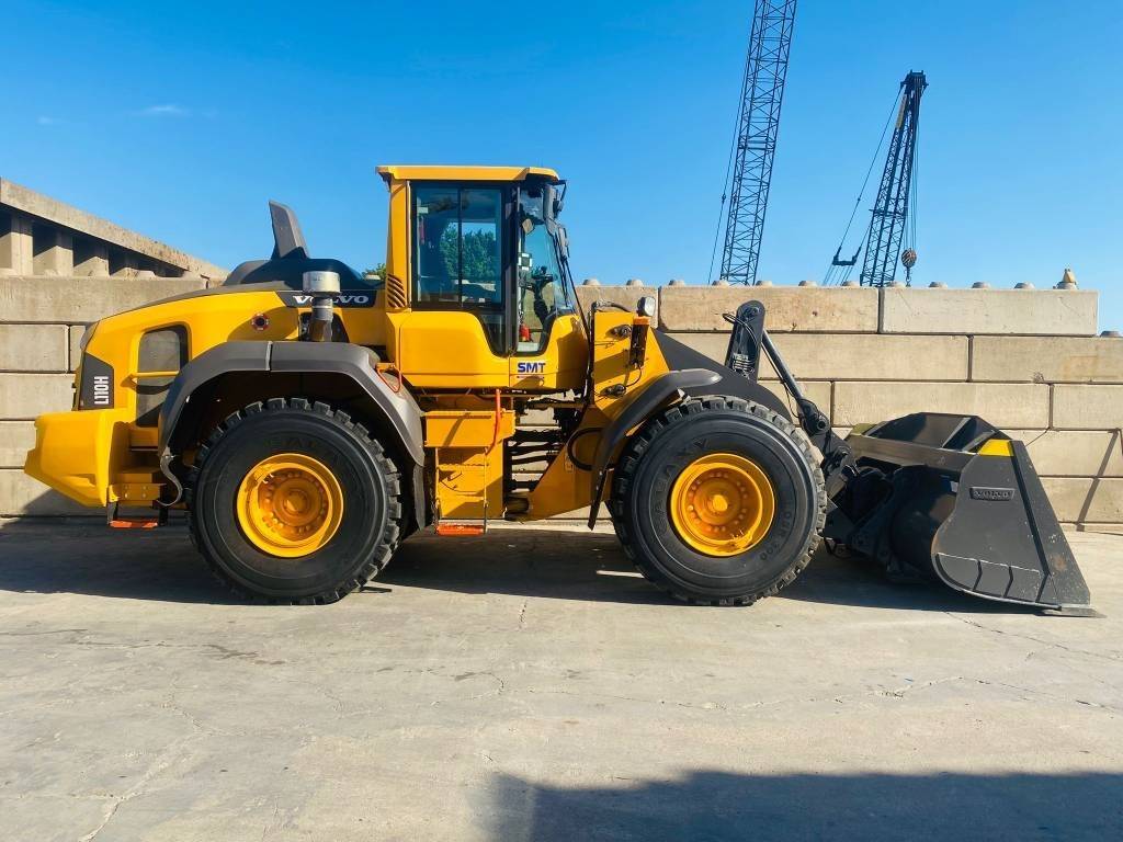 Volvo L 110 H - Utovarivač na kotačima: slika Volvo L 110 H - Utovarivač na kotačima Volvo L 110 H - Utovarivač na kotačima: slika Volvo L 110 H - Utovarivač na kotačima